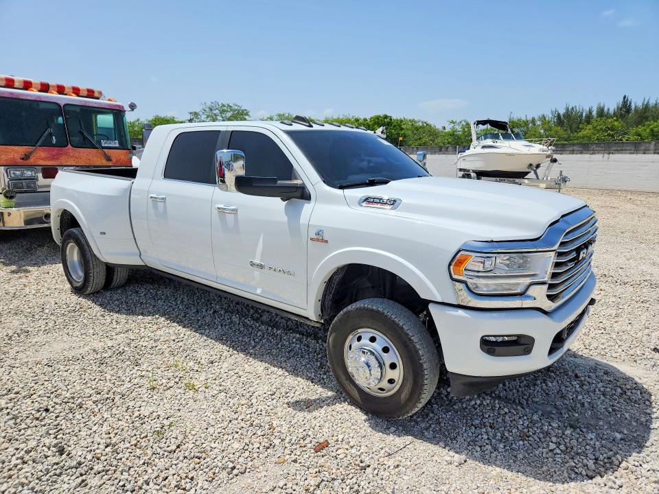 2022 Ram 3500 VIN 3C63RRNL8NG135215 COPART salvage auction — NORMAL WEAR, Fl - Cert Of Title Slvg Rebuildable, sold $7,400 on 2026-07-29 (photo 4)