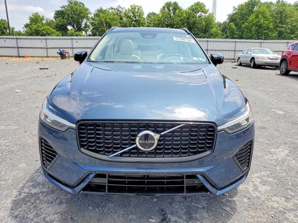 2025 Volvo Xc60 VIN YV4H60RC8S1018013 COPART salvage auction — ROOF, Pa - Certificate Of Salvage, sold $7,500 on 2026-07-23 (photo 5)