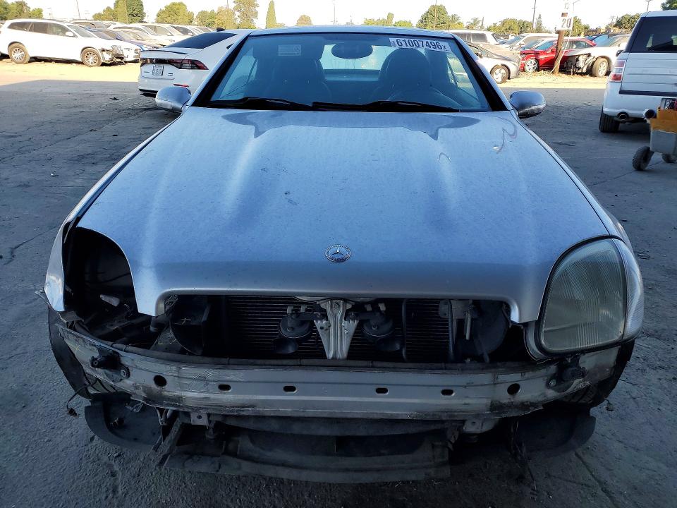 2001 Mercedes-benz Slk-class VIN WDBKK49F21F172755 COPART salvage auction — FRONT END, Ca - Salvage Certificate, sold $375 on 2026-07-20 (photo 5)