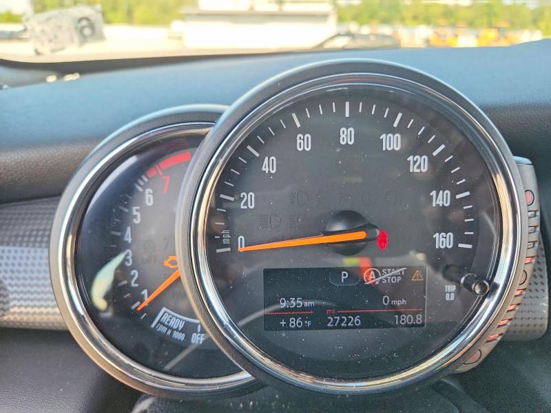 2016 Mini Cooper VIN WMWWG5C58G3A83213 COPART salvage auction — FRONT END, FL - CERT OF TITLE SLVG REBUILDABLE, sold $1,200 on 2026-07-20 (photo 9)