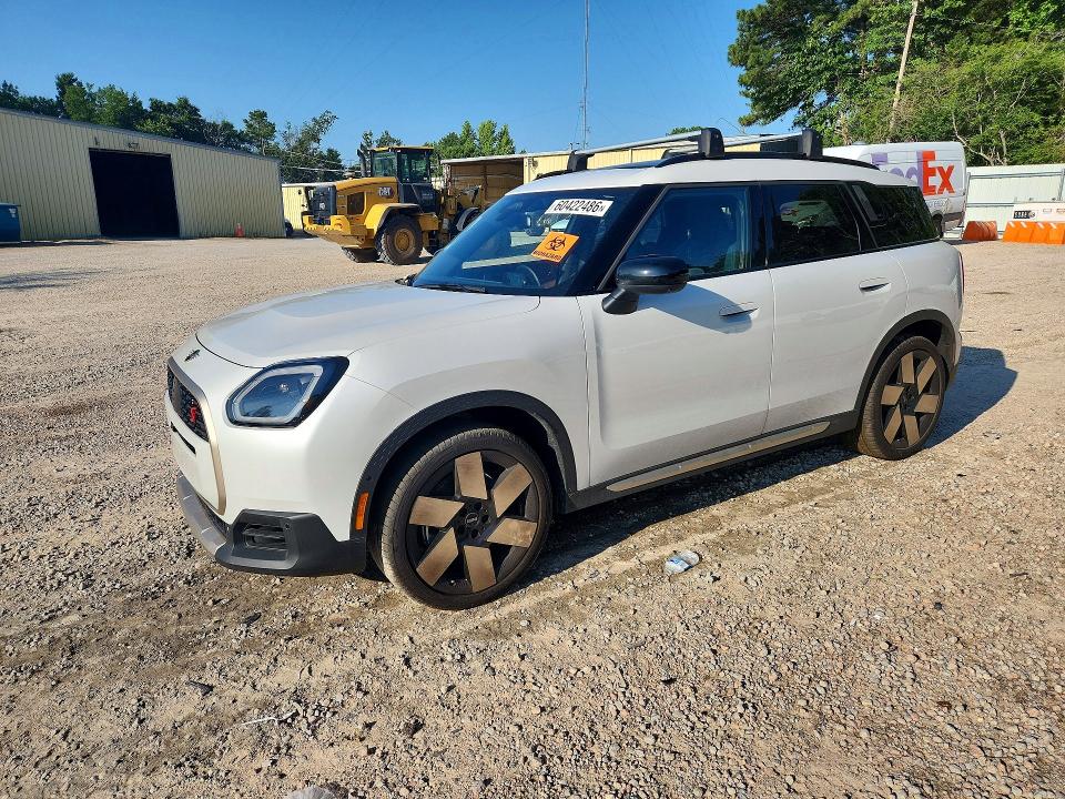 2025 Mini Cooper VIN WMZ23GA07S7T75157 — COPART salvage auction photo