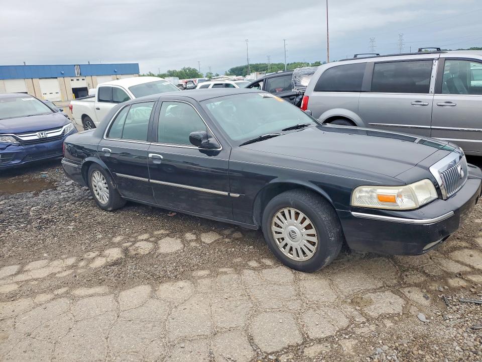 2008 Mercury Grand marquis VIN 2MEFM75V38X619263 COPART salvage auction — REAR END, MI - CERTIFICATE OF TITLE, sold $1,050 on 2026-07-10 (photo 4)