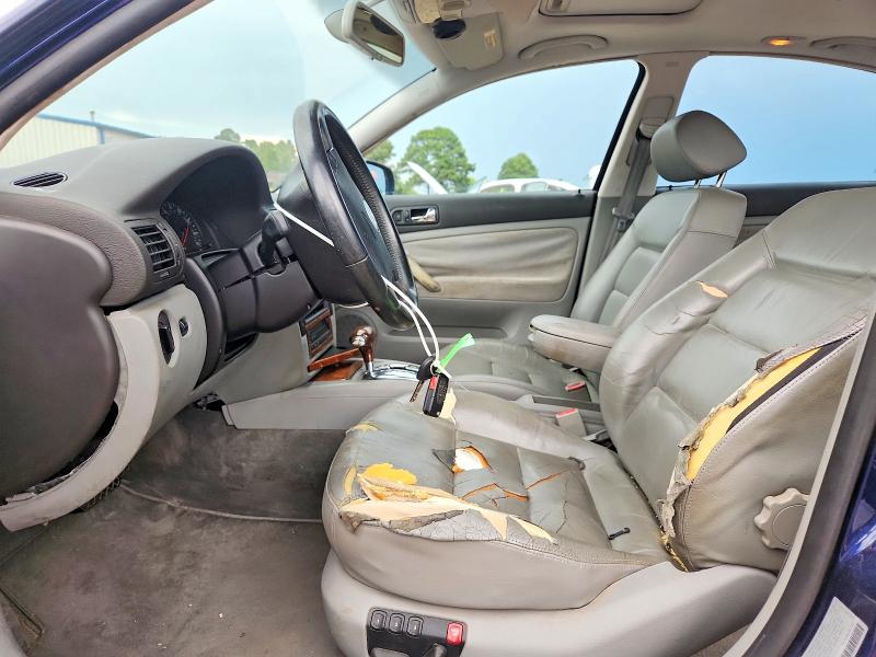 2001 Volkswagen Passat VIN WVWBH63B81P028526 COPART salvage auction — MECHANICAL, TX - CERTIFICATE OF TITLE, sold $175 on 2026-07-27 (photo 7)