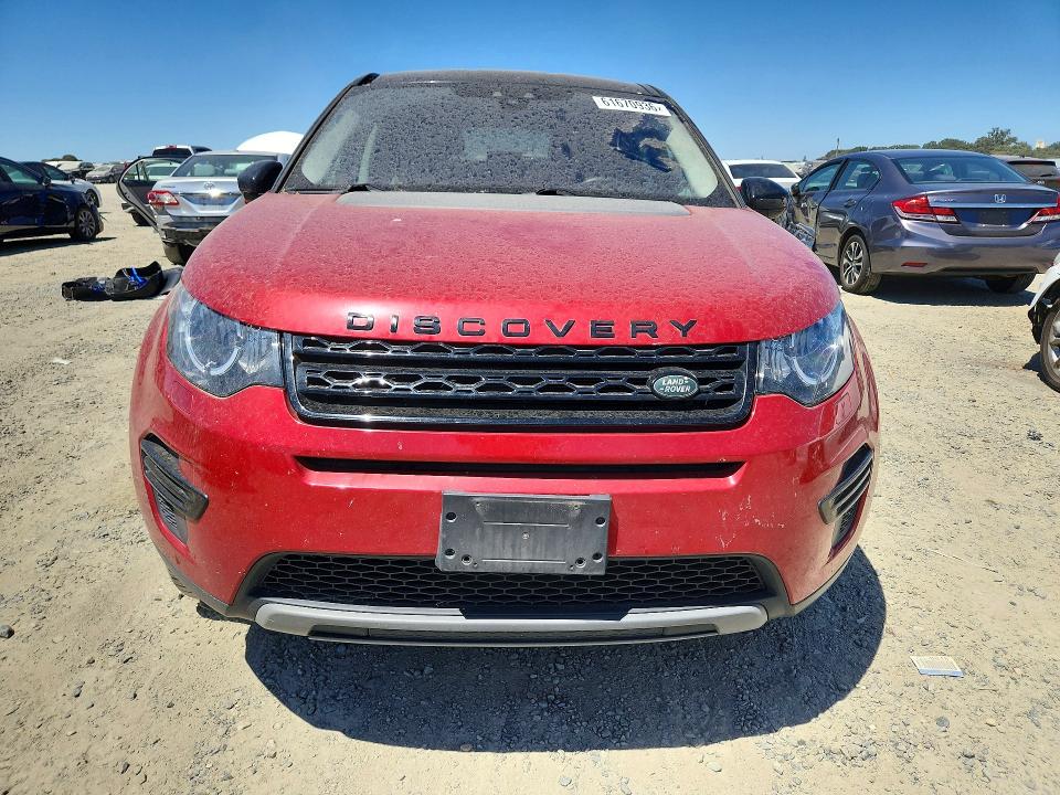 2018 Land rover Discovery sport VIN SALCP2RX6JH769540 COPART salvage auction — NORMAL WEAR, CA - DIS/DLR/EXP ONLY CLEAN TITLE, sold $2,500 on 2026-07-28 (photo 5)