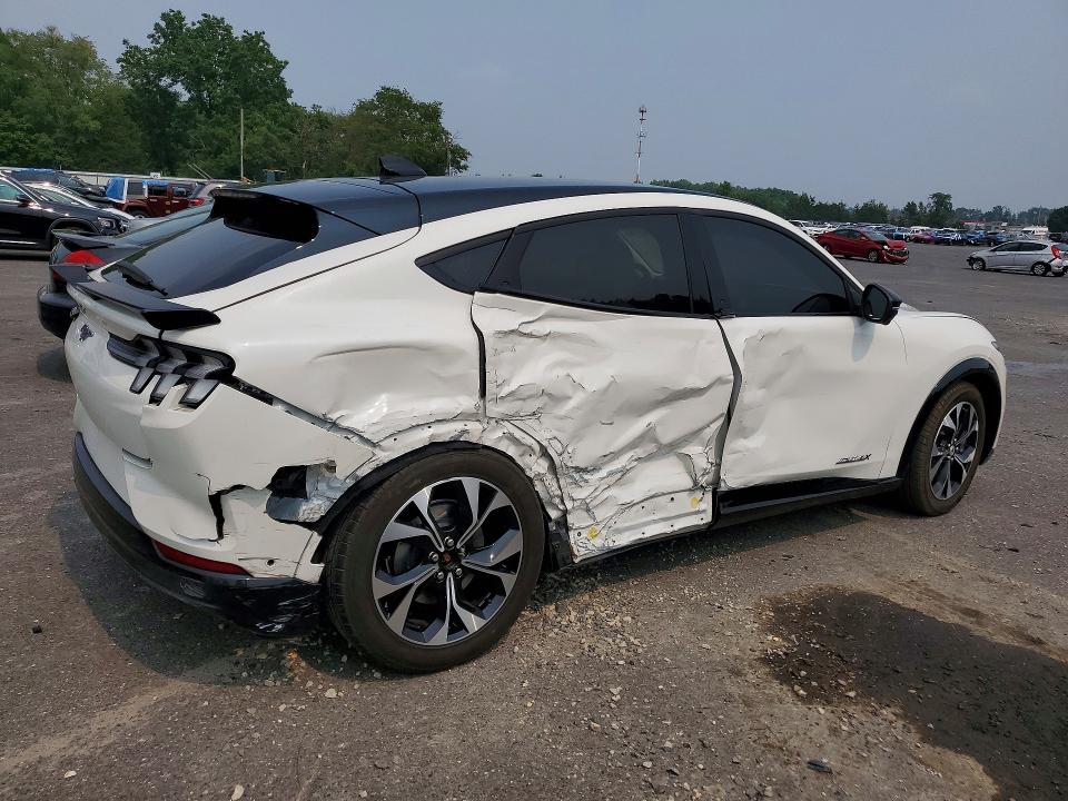 2023 Ford Mustang mach-e VIN 3FMTK3SU6PMA90301 COPART salvage auction — SIDE, Md - Cert Of Salvage > 75% Damage, sold $10,600 on 2026-07-30 (photo 3)
