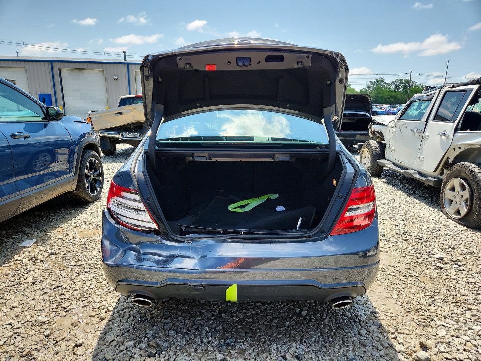 2014 Mercedes-benz C-klasse VIN WDDGF8AB1EA931786 COPART salvage auction — REAR END, Ma - Cert Of Title-Reconstrctd Coll, sold $1,750 on 2026-08-20 (photo 6)