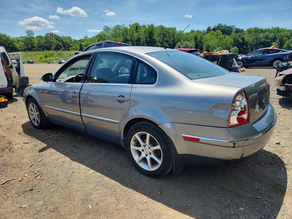 2004 Volkswagen Passat VIN WVWPD63B44E296586 COPART salvage auction — REAR END, NY - MV-907A SALVAGE CERTIFICATE, sold $350 on 2026-07-28 (photo 2)