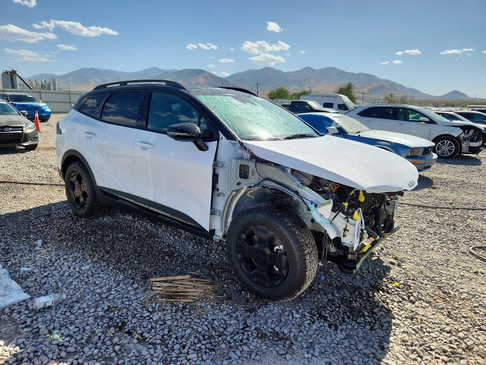 2026 Kia Sportage VIN 5XYK7CDF6TG386751 COPART salvage auction — FRONT END, Salvage Title, sold $14,900 on 2026-08-21 (photo 4)