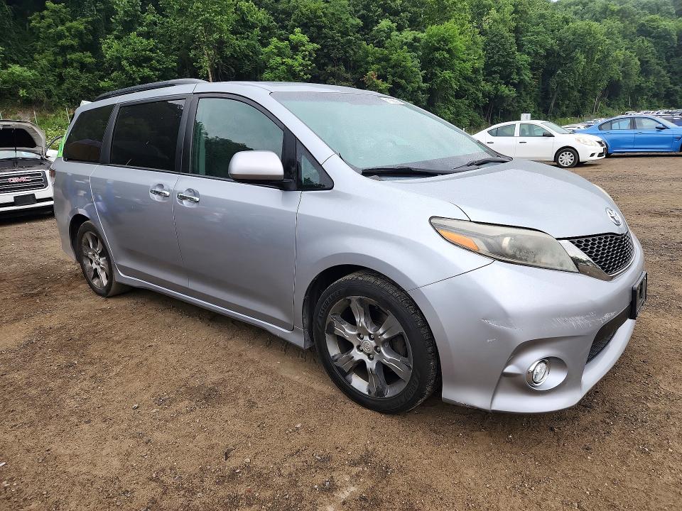 2015 Toyota Sienna VIN 5TDXK3DC1FS528473 COPART salvage auction — REAR END, Ny - Mv-907A Salvage Certificate, sold $325 on 2026-07-28 (photo 4)