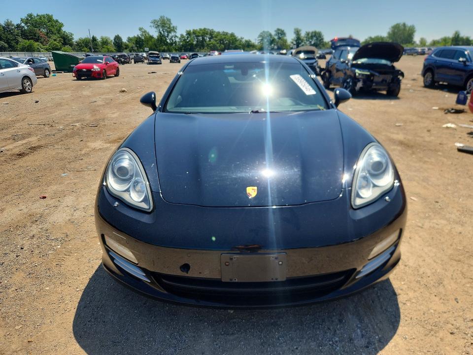 2012 Porsche Panamera VIN WP0AA2A71CL071512 COPART salvage auction — WATER/FLOOD, Il - Salvage Cert-Flood, sold $3,500 on 2026-08-11 (photo 5)
