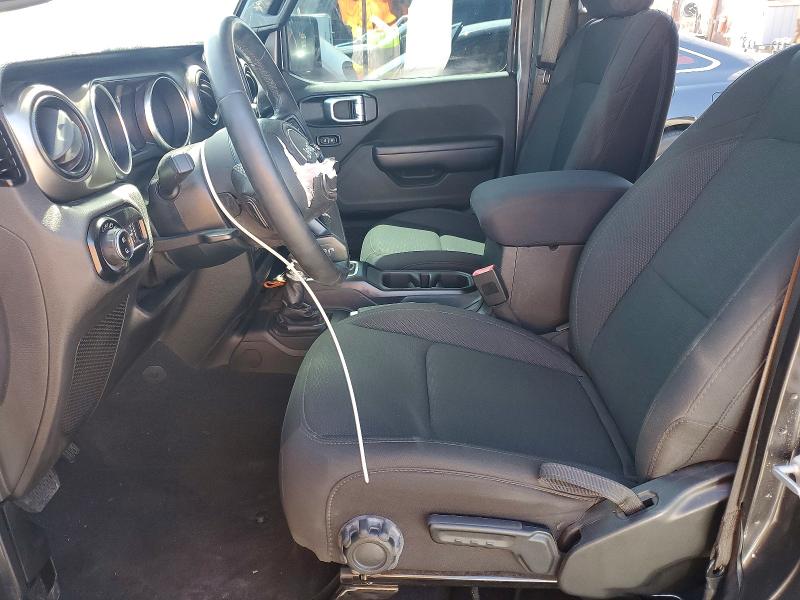 2020 Jeep Gladiator VIN 1C6HJTAG5LL151567 COPART salvage auction — NORMAL WEAR, Hi - Dis/Dlr/Exp Only Salvage Title, sold $8,200 on 2026-07-29 (photo 7)