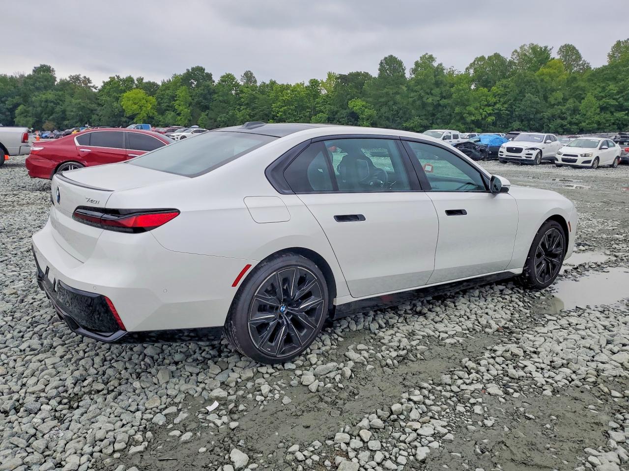 2023 BMW 7 Series VIN WBA23EH01PCN52467 COPART salvage auction — Mechanical, NC - SALVAGE CERTIFICATE OF TITLE, sold $46,750 on 2026-08-19 (photo 3)