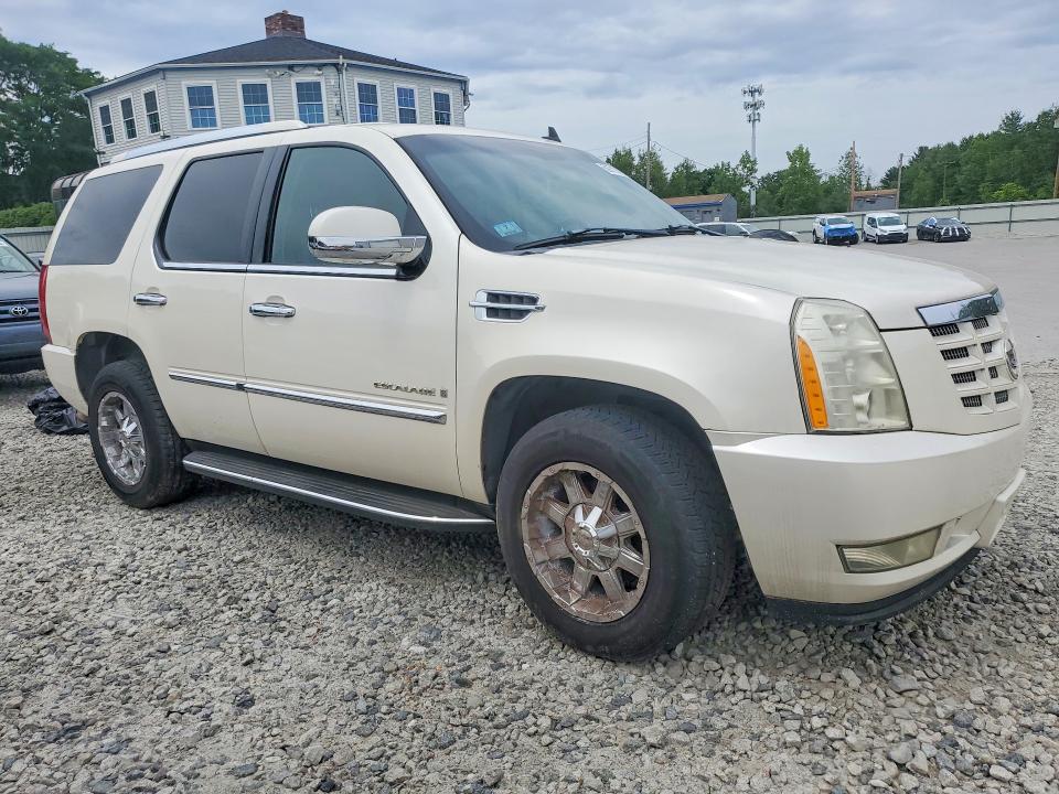 2007 Cadillac Escalade VIN 1GYFK63827R183796 COPART salvage auction — MECHANICAL, MA - CERTIFICATE OF TITLE, sold $450 on 2026-07-23 (photo 4)