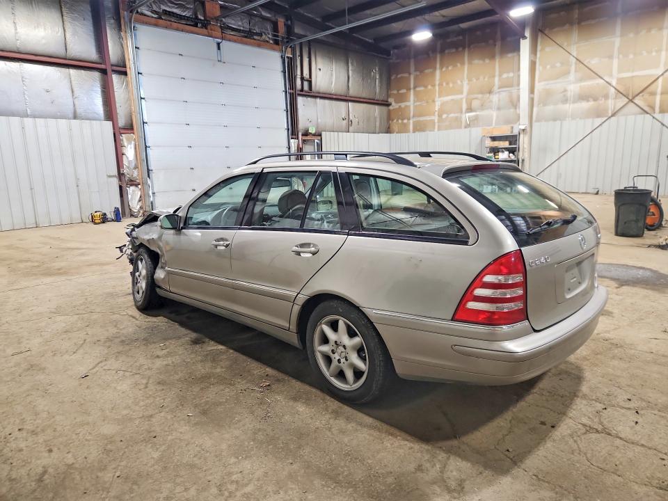 2003 Mercedes-benz C-klasse VIN WDBRH81J83F372062 COPART salvage auction — FRONT END, Ak - Bill Of Sale- Salvage, sold $25 on 2026-08-11 (photo 2)