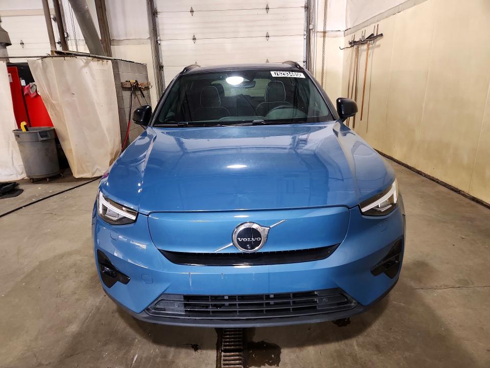 2023 Volvo Xc40 recharge VIN YV4ED3UM0P2990071 COPART salvage auction — NORMAL WEAR, AK - CERTIFICATE OF VEHICLE TITLE, sold $18,700 on 2026-07-28 (photo 5)