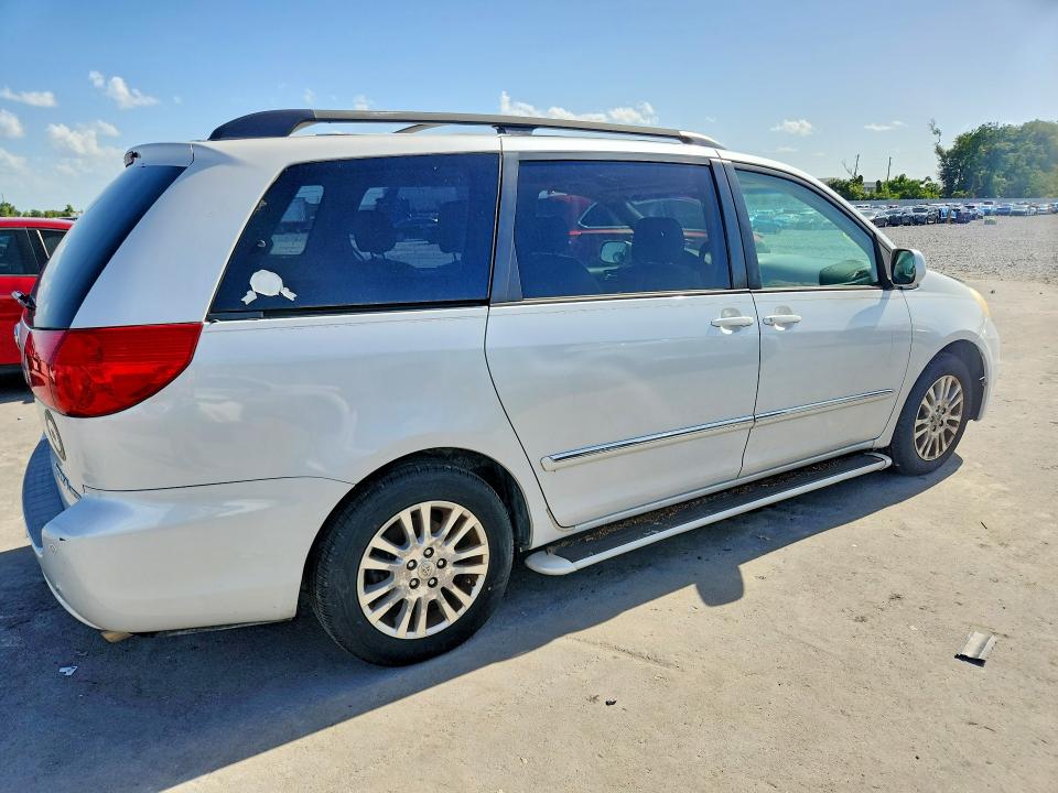 2007 Toyota Sienna VIN 5TDZK22C37S095150 COPART salvage auction — MINOR DENT/SCRATCHES, MT - CERTIFICATE OF TITLE, sold $1,200 on 2026-07-27 (photo 3)