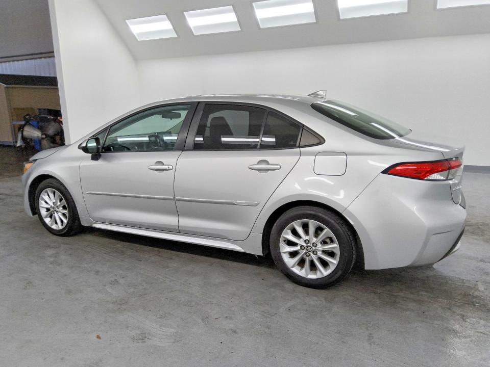 2021 Toyota Corolla VIN 5YFHPMAE1MP152963 COPART salvage auction — NORMAL WEAR, CA - CERTIFICATE OF TITLE, sold $11,300 on 2026-07-28 (photo 2)