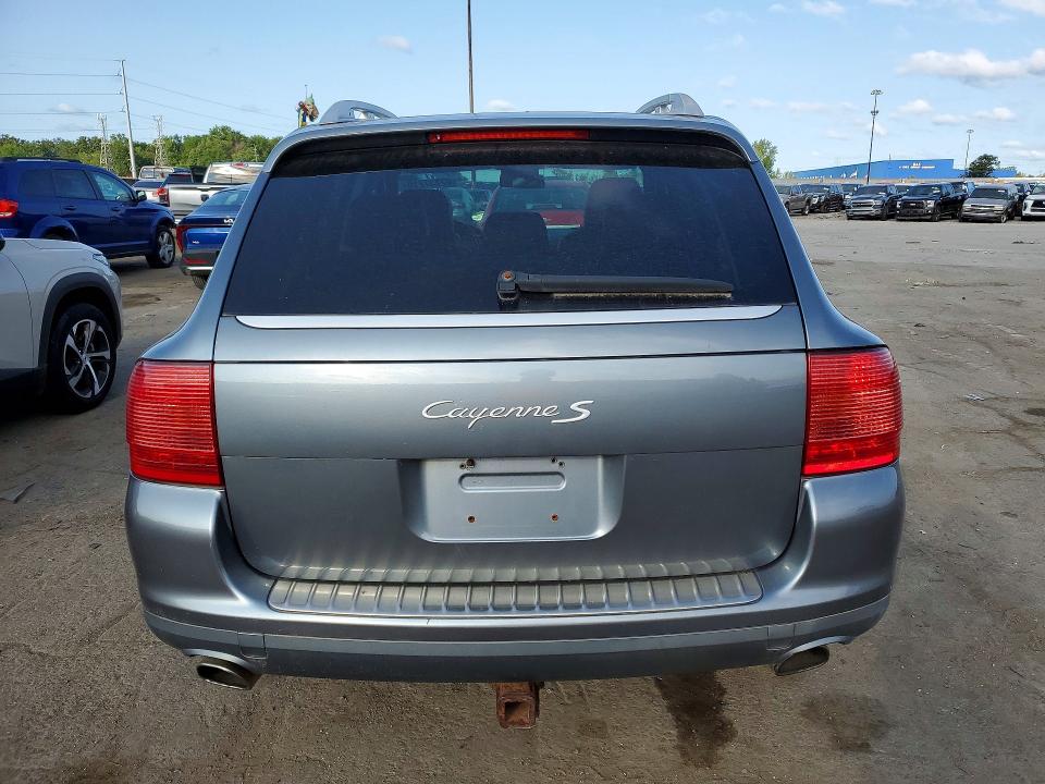 2005 Porsche Cayenne VIN WP1AB29P95LA64102 COPART salvage auction — MINOR DENT/SCRATCHES, MI - CERTIFICATE OF TITLE, sold $625 on 2026-07-31 (photo 6)