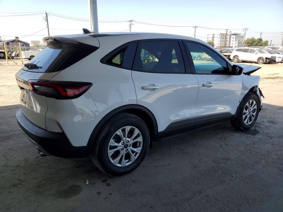 2025 Ford Escape VIN 1FMCU9GN3SUA85656 COPART salvage auction — FRONT END, Ca - Salvage Certificate, sold $3,100 on 2026-08-20 (photo 3)