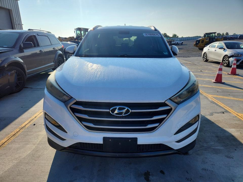 2016 Hyundai Tucson VIN KM8J3CA29GU259923 COPART salvage auction — VANDALISM, MO - CERTIFICATE OF TITLE, sold $225 on 2026-07-16 (photo 5)