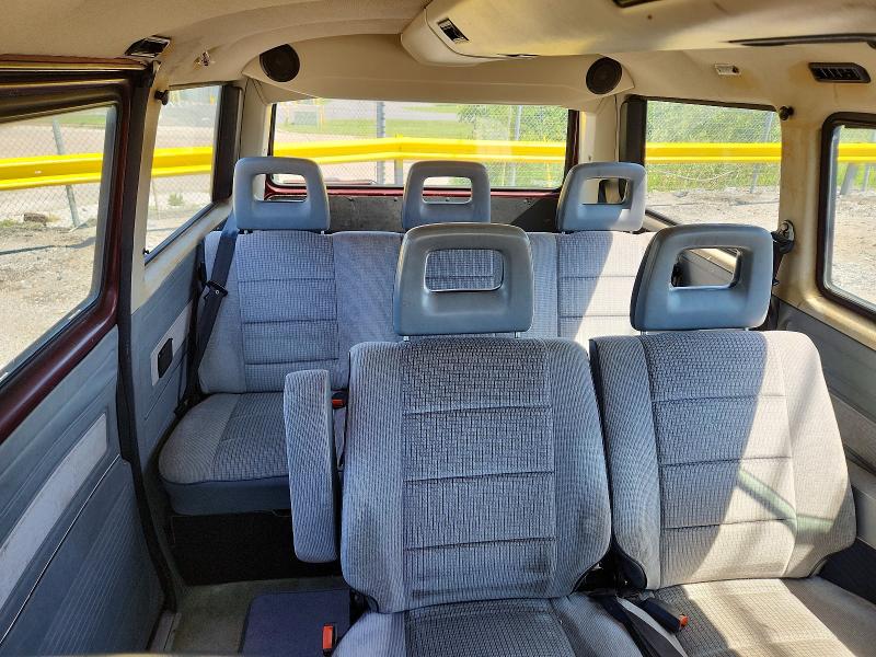 1991 Volkswagen Vanagon VIN WV2YB0256MG012786 COPART salvage auction — MINOR DENT/SCRATCHES, MD - CERTIFICATE OF TITLE (P), sold $6,800 on 2026-08-05 (photo 6)