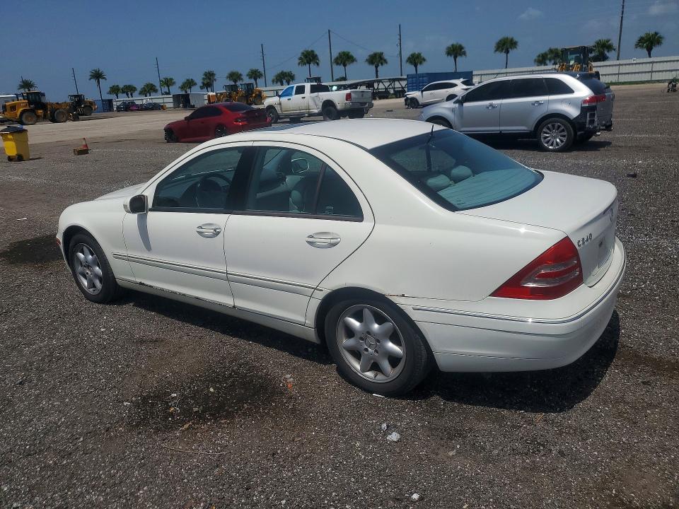 2002 Mercedes-benz C class VIN WDBRF61J92F295131 COPART salvage auction — MINOR DENT/SCRATCHES, Wi - Certificate Of Title, sold $350 on 2026-07-20 (photo 2)