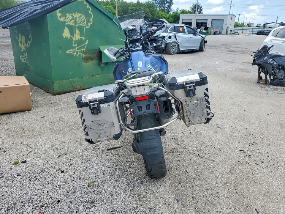 2023 BMW VIN WB10M1307P6H42358 COPART salvage auction — FRONT END, Fl - Cert Of Title Slvg Rebuildable, sold $6,900 on 2026-07-30 (photo 4)