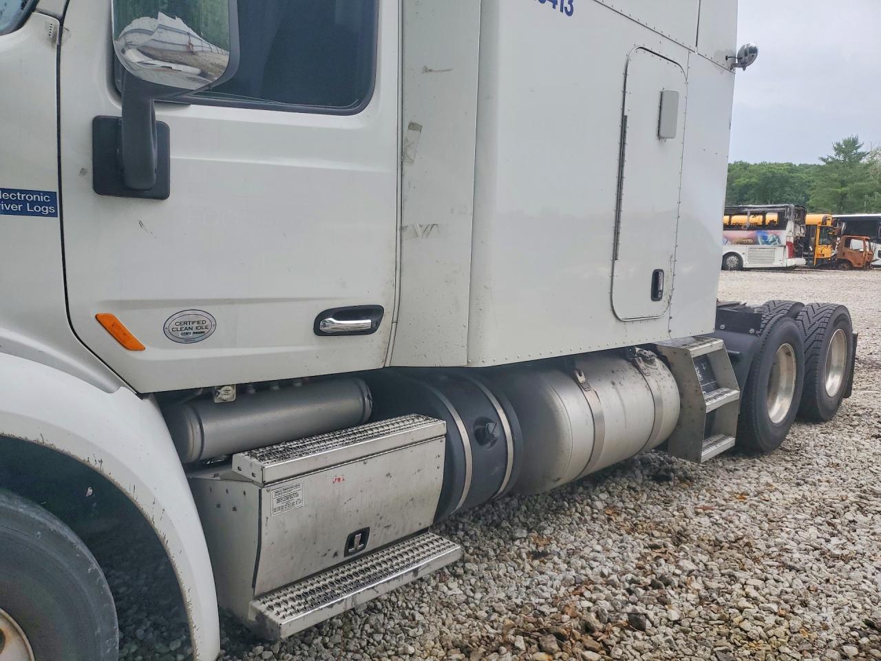 2019 Peterbilt 579 VIN 1XPBDP9X6KD267675 — COPART salvage auction photo