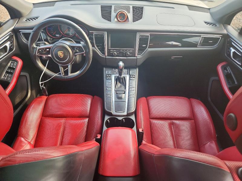 2016 Porsche Macan VIN WP1AB2A50GLB48449 COPART salvage auction — MINOR DENT/SCRATCHES, IN - CERTIFICATE OF TITLE (P), sold $4,050 on 2026-07-29 (photo 8)