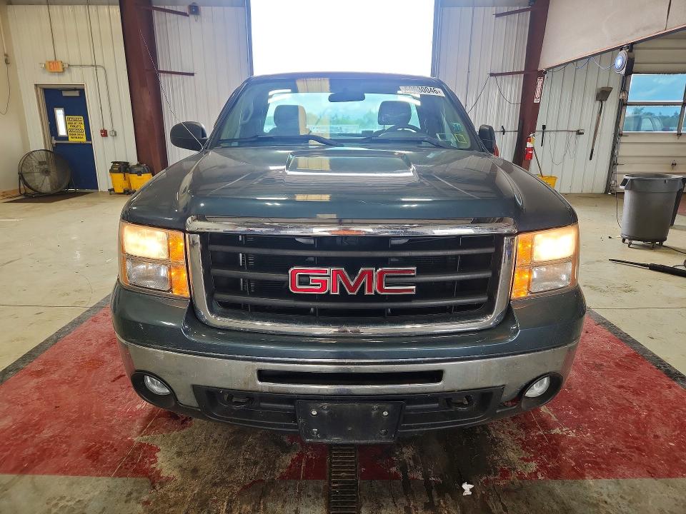 2011 Gmc SIERRA VIN 1GTN2TEAXBZ391398 COPART salvage auction — MINOR DENT/SCRATCHES, Ny - Certificate Of Title (P), sold $425 on 2026-07-20 (photo 5)
