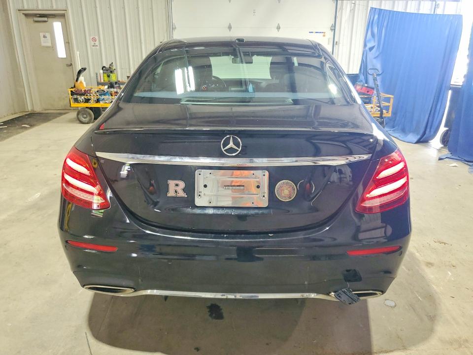 2017 Mercedes-benz E-klasse VIN WDDZF4KB2HA147413 COPART salvage auction — MINOR DENT/SCRATCHES, Salvage Title, sold $1,600 on 2026-08-20 (photo 6)