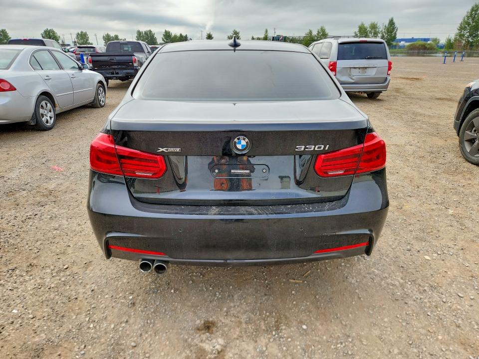 2018 BMW 3er VIN WBA8D9G55JNU70281 COPART salvage auction — NORMAL WEAR, AB - OOP - ACTIVE, sold $23,000 on 2026-07-29 (photo 6)