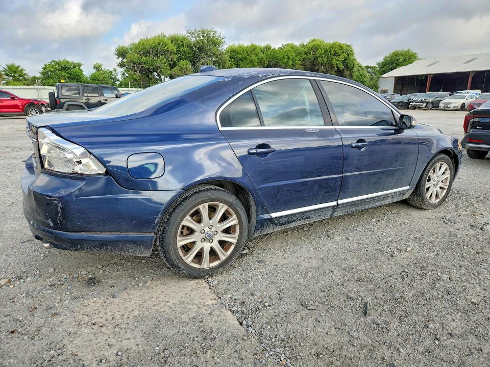 2011 Volvo S80 VIN YV1952AS8B1137361 COPART salvage auction — REAR END, Tx - Salvage Vehicle Title, sold $40 on 2026-07-28 (photo 3)