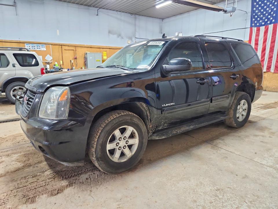 2014 Gmc Yukon VIN 1GKS2AE02ER113084 COPART salvage auction — NORMAL WEAR, Mi - Dealer Only Clean Title (P), sold $550 on 2026-07-08 (photo 1)