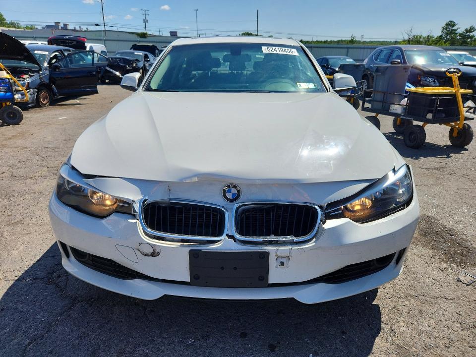 2014 BMW 3er VIN WBA3B5G58ENS09760 COPART salvage auction — FRONT END, PA - CERTIFICATE OF SALVAGE, sold $2,100 on 2026-07-31 (photo 5)