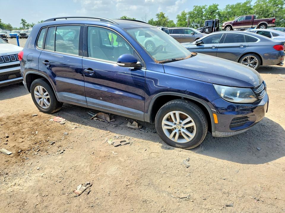 2016 Volkswagen Tiguan VIN WVGBV7AX8GW528645 COPART salvage auction — VANDALISM, Md - Certificate Of Title, sold $500 on 2026-08-04 (photo 4)