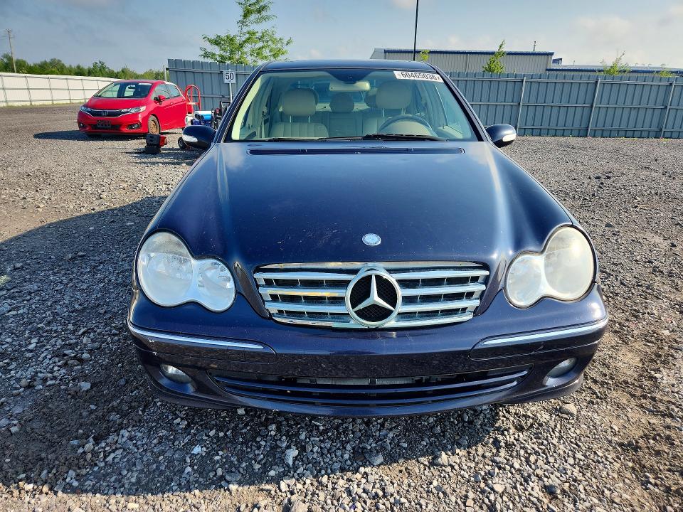 2006 Mercedes-benz C class VIN WDBRF92J96F823630 COPART salvage auction — SIDE, ON - PERMIT NO BRAND - UNFIT, sold $375 on 2026-07-28 (photo 5)