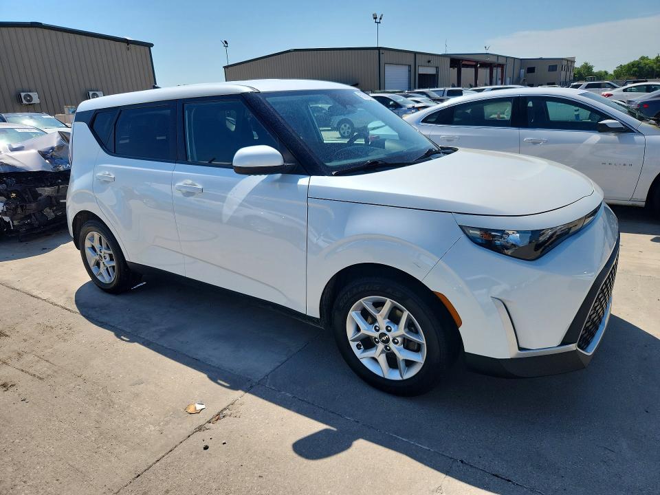 2023 Kia Soul VIN KNDJ23AUXP7860720 COPART salvage auction — MECHANICAL, Ct - Clean Title, sold $4,050 on 2026-07-15 (photo 4)