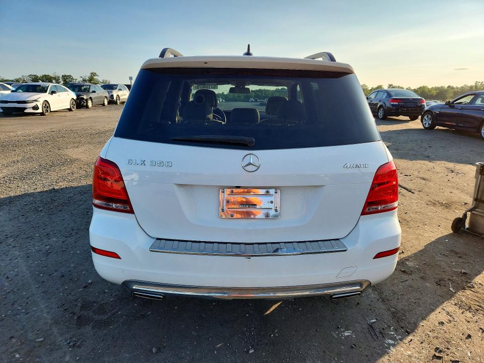2015 Mercedes-benz Glk-klasse VIN WDCGG8JB6FG377225 COPART salvage auction — MINOR DENT/SCRATCHES, Va - Certificate Of Title, sold $5,200 on 2026-08-19 (photo 6)