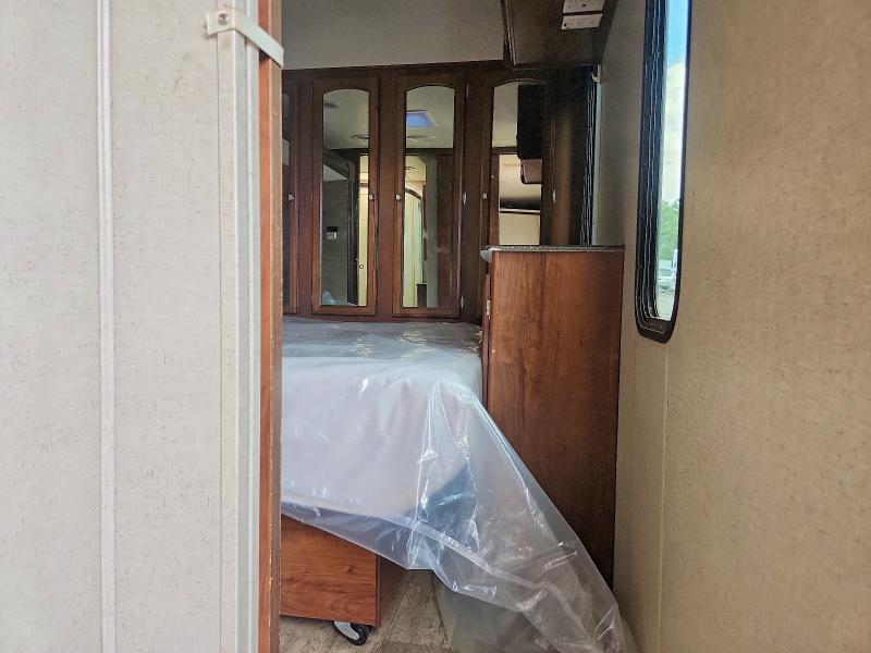 2018 Coachman VIN 5ZT2FEUB5JS029479 COPART salvage auction — SIDE, AR - CERTIFICATE OF TITLE, sold $4,600 on 2026-08-31 (photo 5)