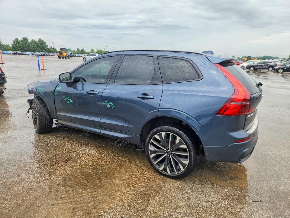 2026 Volvo Xc60 VIN YV4M12RM8T1417491 COPART salvage auction — FRONT END, FL - CERTIFICATE OF TITLE, sold $18,300 on 2026-08-17 (photo 2)