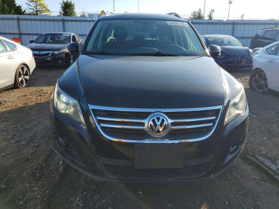 2011 Volkswagen Tiguan VIN WVGAV7AX1BW550801 COPART salvage auction — FRONT END, Md - Certificate Of Title (P), sold $450 on 2026-08-03 (photo 5)