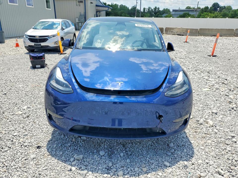 2022 Tesla Model y VIN 7SAYGDEE4NF532132 COPART salvage auction — REAR END, Oh - Cert Of Title-Salvage, sold $10,100 on 2026-07-31 (photo 5)