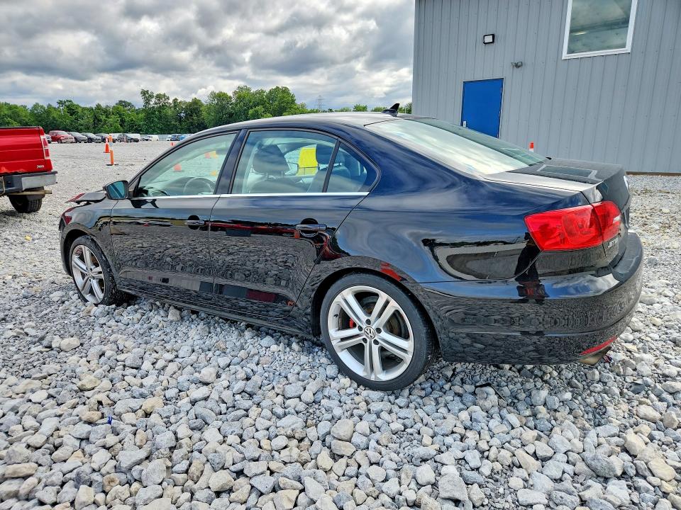 2014 Volkswagen Jetta VIN 3VWD17AJ3EM432890 COPART salvage auction — FRONT END, Salvage Title, sold $650 on 2026-07-31 (photo 2)
