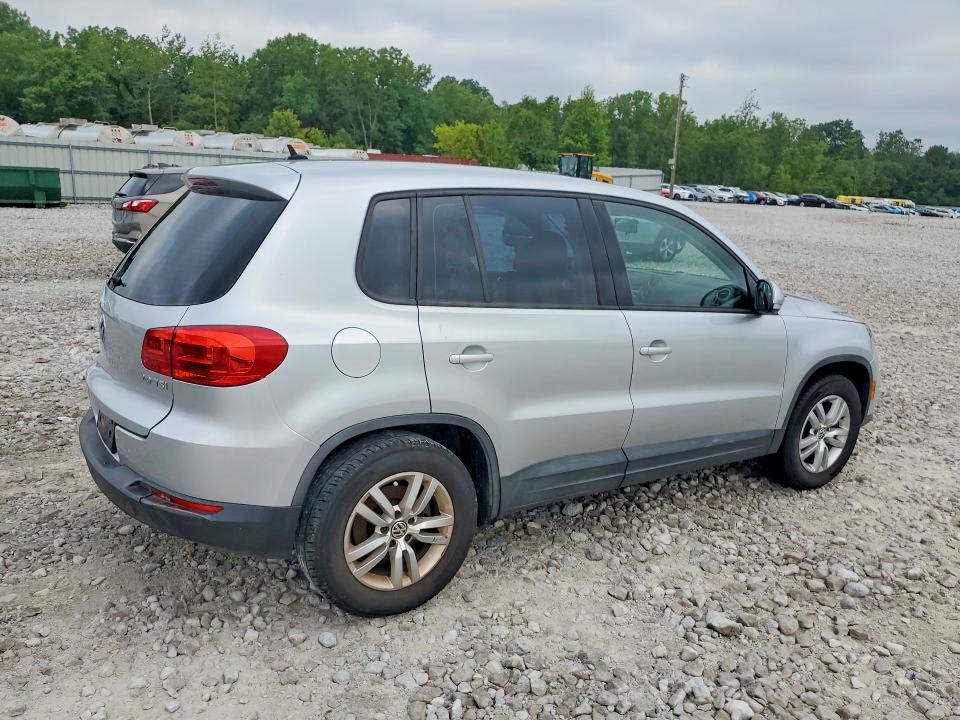 2012 Volkswagen Tiguan VIN WVGAV7AX4CW548008 COPART salvage auction — MECHANICAL, MT - CERTIFICATE OF TITLE, sold $200 on 2026-07-28 (photo 3)