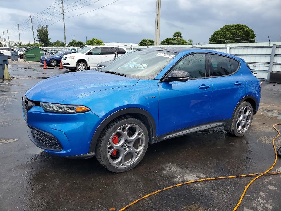 2024 Alfa romeo Tonale VIN ZASPATDW2R3046585 COPART salvage auction — REAR END, Fl - Cert Of Title Slvg Rebuildable, sold $10,000 on 2026-08-05 (photo 1)