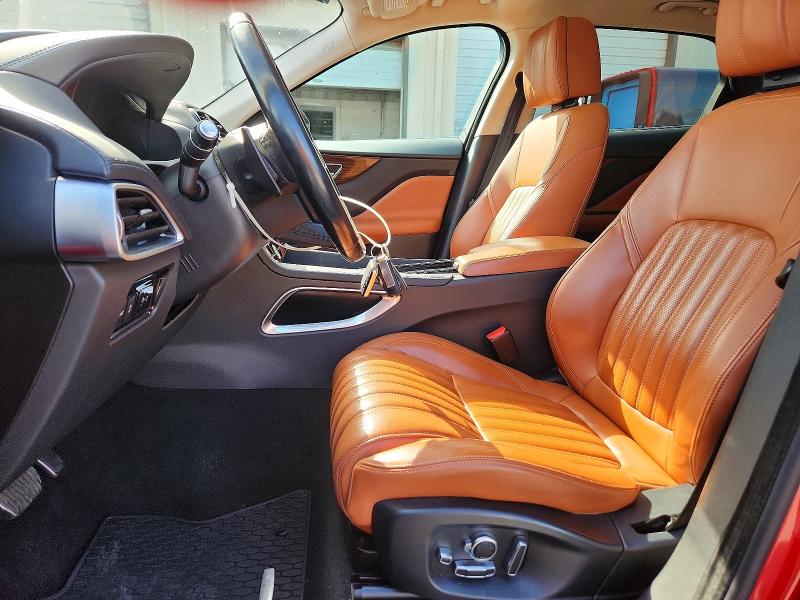 2019 Jaguar F-pace VIN SADCN2GX0KA366930 COPART salvage auction — MECHANICAL, Or - Certificate Of Title, sold $4,550 on 2026-07-18 (photo 7)
