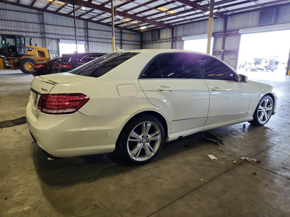 2011 Mercedes-benz E-class VIN WDDHF8HB6BA434951 COPART salvage auction — FRONT END, FL - CERT OF TITLE SLVG REBUILDABLE, sold $725 on 2026-07-20 (photo 3)