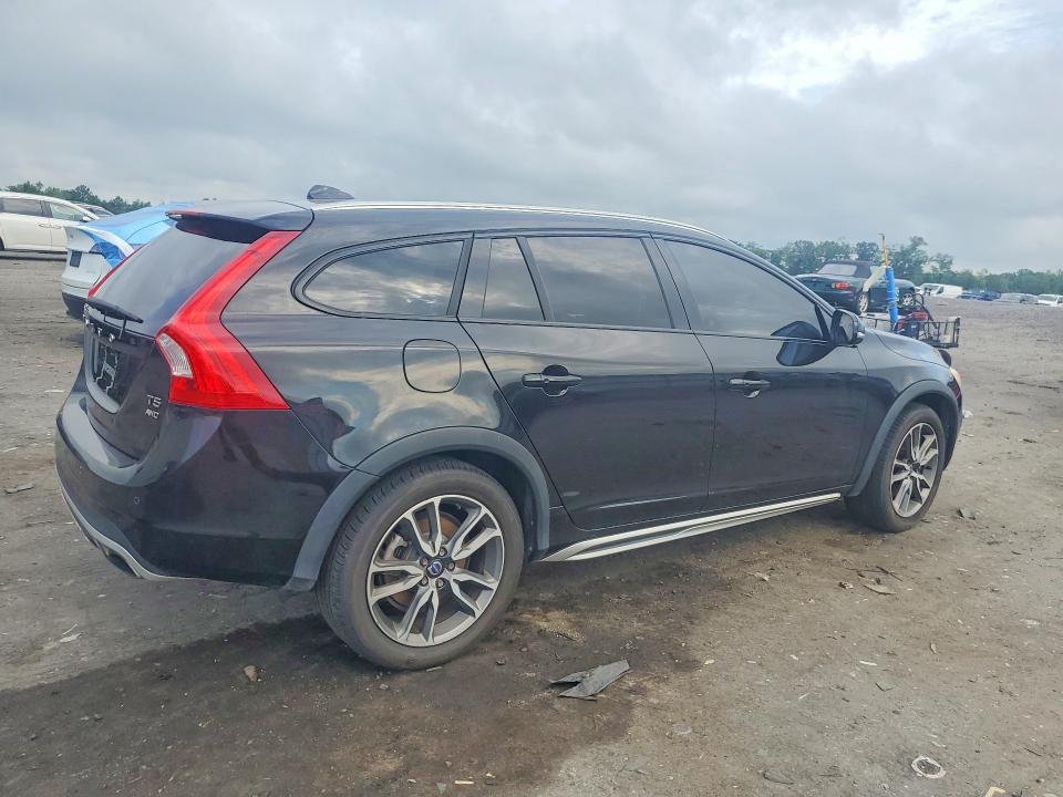 2016 Volvo V60 VIN YV4612HK8G1019258 COPART salvage auction — MINOR DENT/SCRATCHES, Va - Certificate Of Title, sold $3,850 on 2026-07-21 (photo 3)