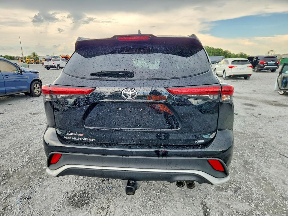 2021 Toyota Highlander VIN 5TDLZRAH6MS085716 COPART salvage auction — FRONT END, Fl - Cert Of Title Slvg Rebuildable, sold $13,600 on 2026-07-17 (photo 6)